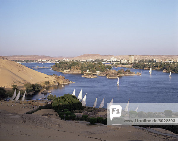 Der Fluß Nil  einschließlich Kitcheners und elefantenartigen Island  Assuan  Ägypten  Nordafrika  Afrika