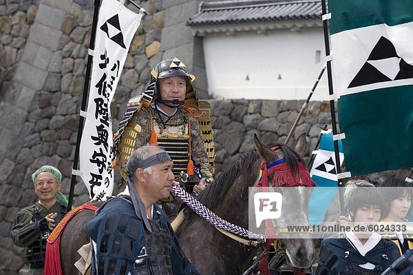 Samurai im Odawara Hojo Godai Festival hielt im Mai auf Burg Odawara in Kanagawa  Japan  Asien