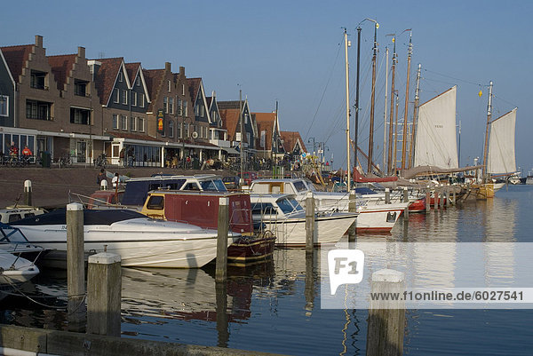 Harbour view  Volendam  Netherlands  Europe