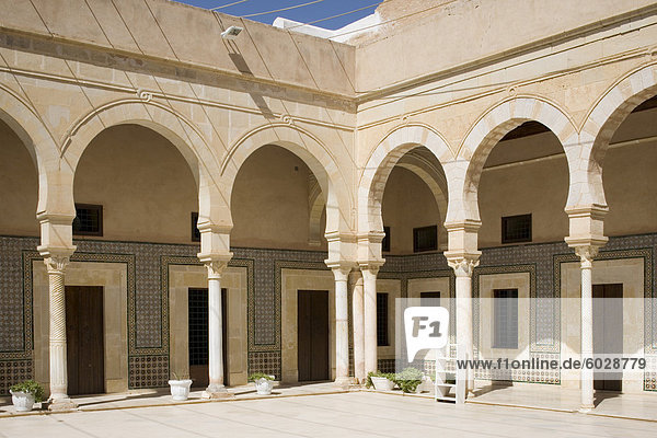 Moschee in Kairouan  Tunesien  Nordafrika  Afrika