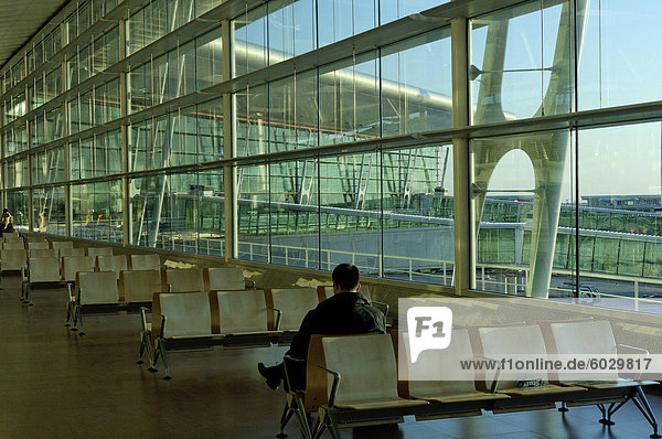 Neuer internationaler Flughafen  Porto  Portugal  Europa