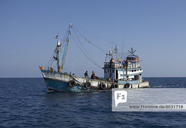 Thai Fischerboot  Andaman Sea Phuket  Thailand  Südostasien  Asien