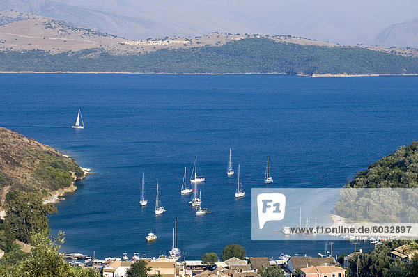 Hafen Europa Berg über Ansicht Korfu Albanien Griechenland Griechische Inseln Ionische Inseln