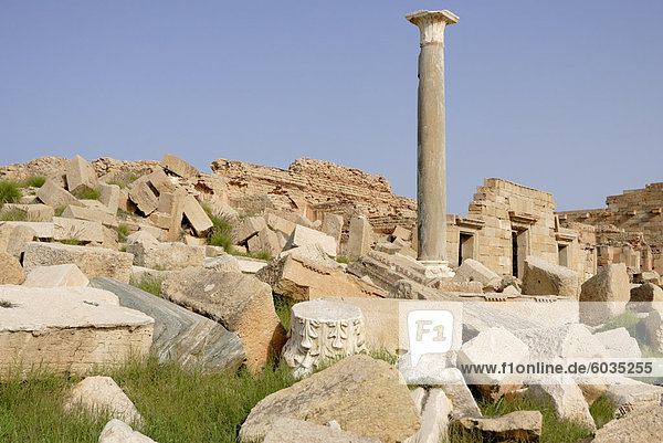 Über Colonnata  Leptis Magna  UNESCO World Heritage Site  Libyen  Nordafrika  Afrika