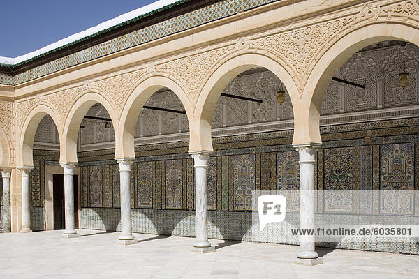 Moschee in Kairouan  Tunesien  Nordafrika  Afrika