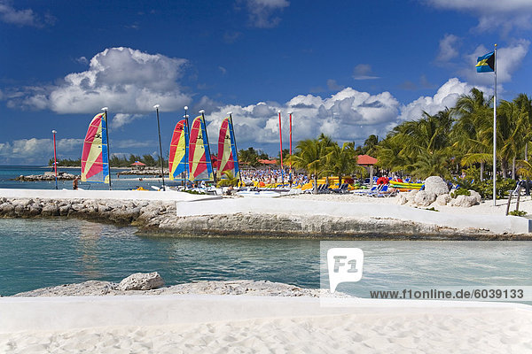 Strand auf Princess Cays Insel Eleuthera  Bahamas  Karibik  Mittelamerika