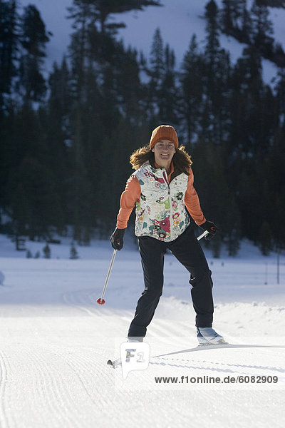 überqueren  Frau  Skisport  Kalifornien  Kreuz