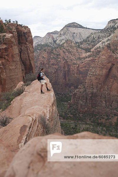 Frau  folgen  Ignoranz  landen  Zion Nationalpark  Utah