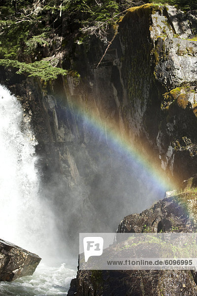 Wasserfall  groß  großes  großer  große  großen  Idaho  Regenbogen