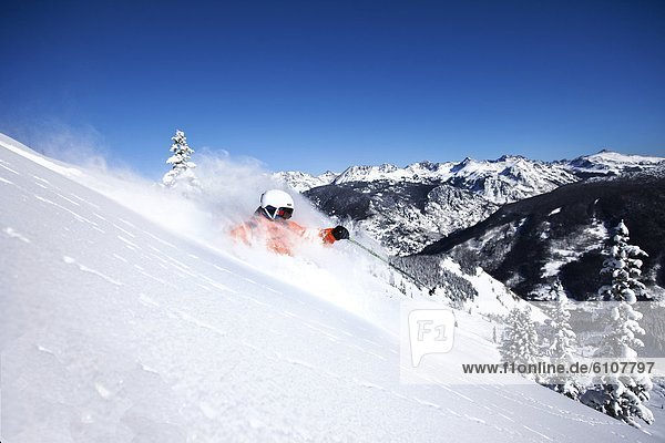 Skifahrer  Tag  Frische  drehen  Athlet  Gesichtspuder  Sonnenlicht  Colorado