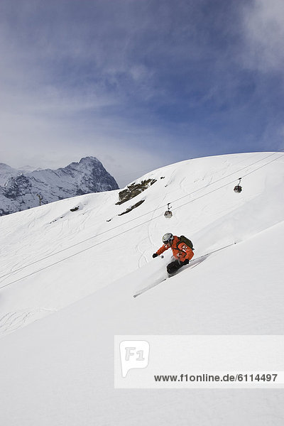 Mann  Ski  jung  Skipiste  Piste  Grindelwald  Schweiz