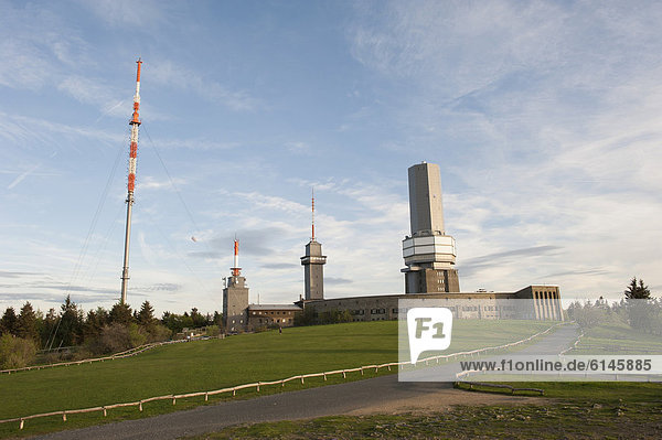 Transmission tower of Hessian Broadcasting 116.17 metres left Mt Grosser Feldberg Niederreifenberg Hesse Germany Europe