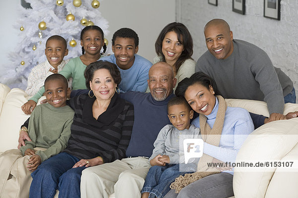 Portrait Mehrgenerationen Familie