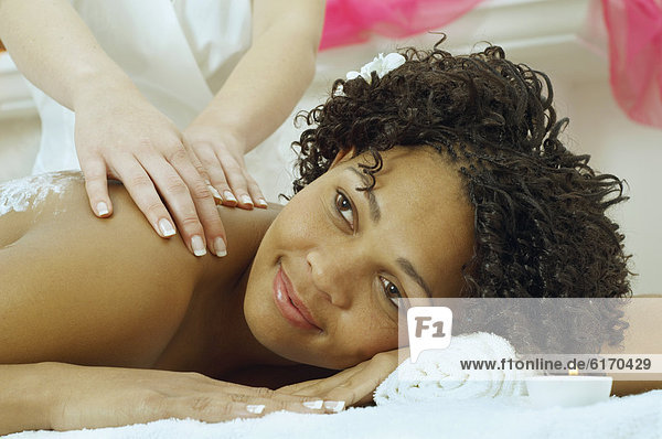 Frau  empfangen  Massage
