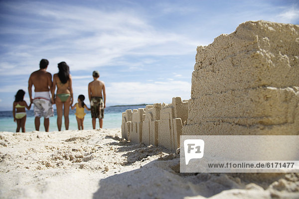 Palast  Schloß  Schlösser  Hispanier  Sand  Fokus auf den Vordergrund  Fokus auf dem Vordergrund