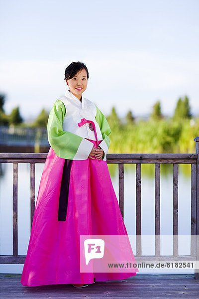Frau  Tradition  Kleidung  südkoreanisch