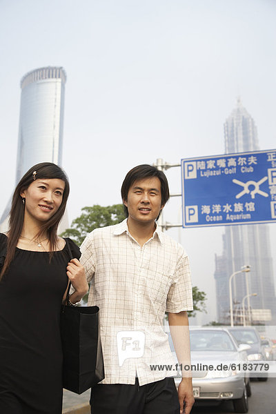 Städtisches Motiv  Städtische Motive  Straßenszene  Straßenszene  gehen  chinesisch  Zimmer