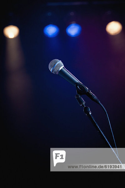 Mikrofon auf der Bühne