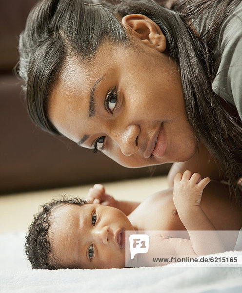 Neugeborenes  neugeboren  Neugeborene  Verbundenheit  mischen  Mutter - Mensch  Baby  Mixed
