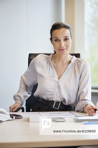 Porträt einer Geschäftsfrau im Büro