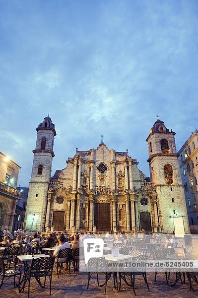 Havanna  Hauptstadt  Karibik  Westindische Inseln  Mittelamerika  UNESCO-Welterbe  Kuba  Plaza de la Catedral
