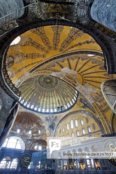 Byzantine architecture of Aya Sofya (Hagia Sophia)  constructed as a church in the 6th century by Emperor Justinian  a mosque for years  now a museum  UNESCO World Heritage Site  Istanbul  Turkey  Europe