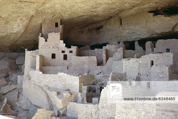 flirten  schattig  Steilküste  Ruine  Palast  Schloß  Schlösser  Nordamerika  Werbung  UNESCO-Welterbe  Colorado  Kalkstein