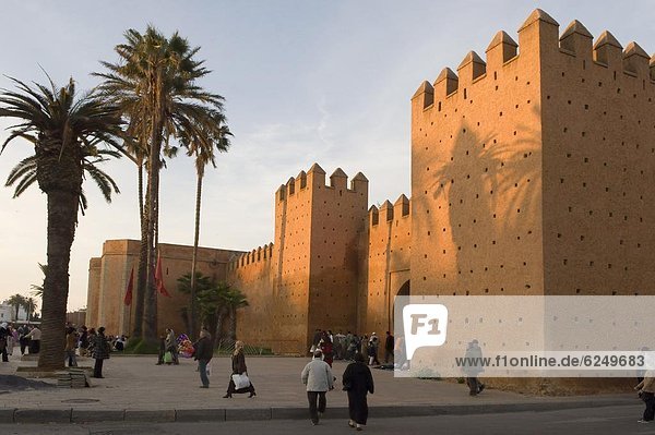 City walls surrounding the Medi0  Rabat  Morocco  North Africa  Africa