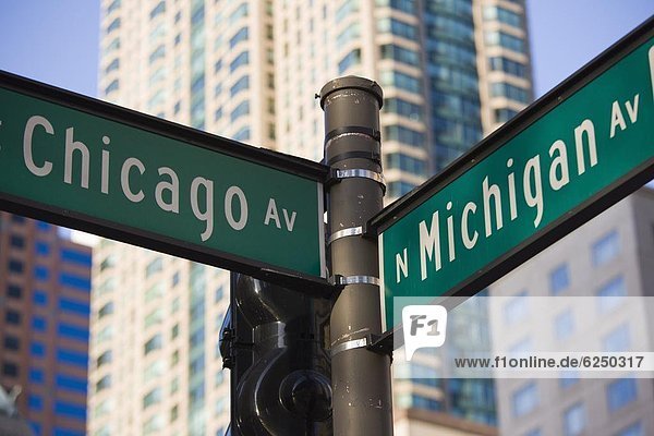 North Michigan Avenue and Chicago Avenue signpost  The Magnificent Mile  Chicago  Illinois  United States of America  North America
