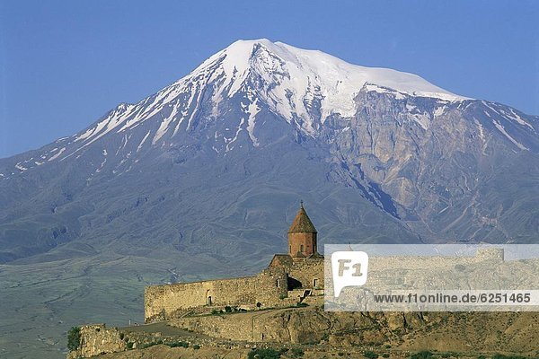 Berg  Armenien  Asien  Zentralasien  Kloster