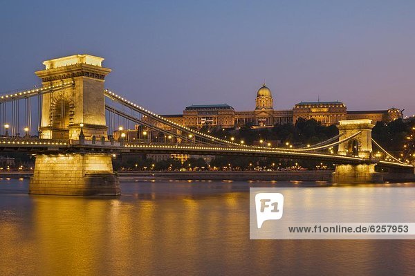 Budapest  Hauptstadt  hinter  beleuchtet  Europa  Sonnenuntergang  Galerie  Ungarn  UNESCO-Welterbe