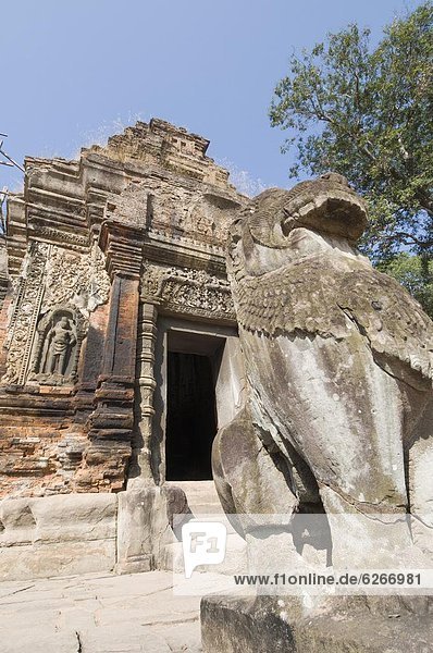 Preah Ko Temple dating from AD879  Roluos Group  near Angkor  UNESCO World Heritage Site  Siem Reap  Cambodia  Indochi0  Southeast Asia  Asia