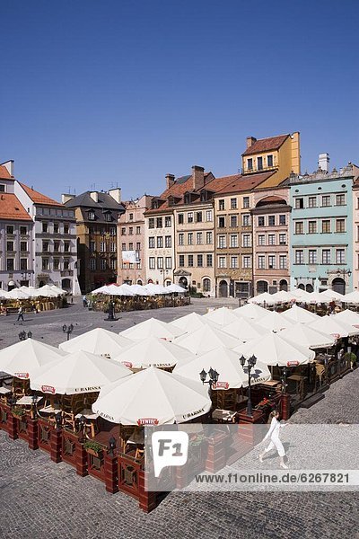Colourful houses  restaurants and cafes The Old Town Square (Rynek Stare Miasto)  UNESCO World Heritage Site  Warsaw  Poland  Europe