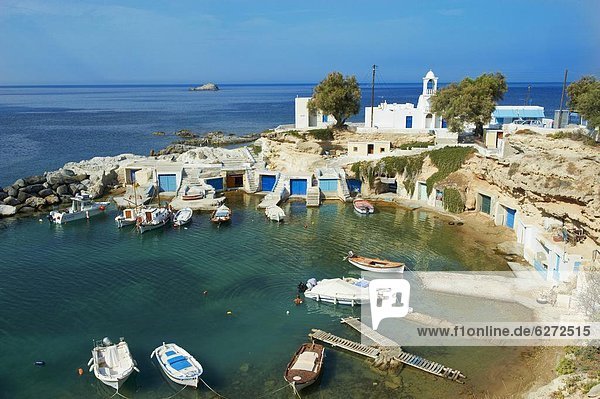 Hafen Europa Dorf angeln Kykladen Ägäisches Meer Ägäis Griechenland Griechische Inseln Milos