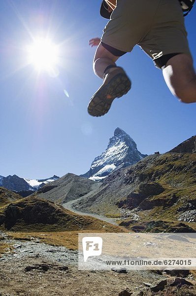 Europa  folgen  rennen  wandern  Matterhorn  Westalpen  Schweiz
