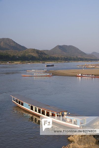 Boats on the Mekong River  Luang Prabang  Laos  Indochina  Southeast Asia  Asia