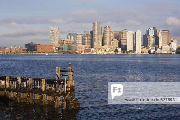 Fischereihafen  Fischerhafen  Vereinigte Staaten von Amerika  USA  Skyline  Skylines  Finanzen  Boston  Ortsteil  Massachusetts