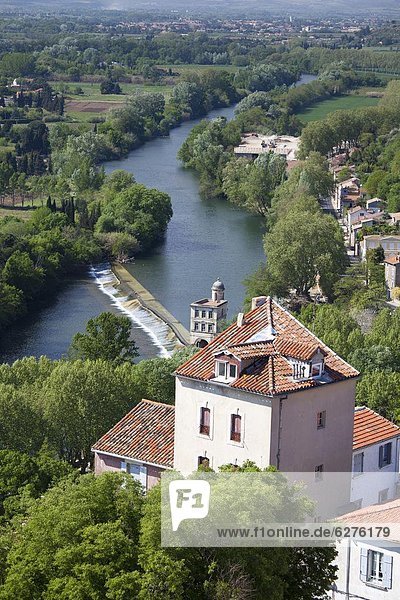 Frankreich  Europa  Planetologie  hoch  oben  Fluss  Kathedrale  Ansicht  Beziers  Languedoc-Roussillon