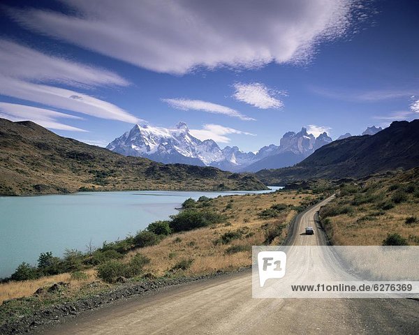 hoch  oben  über  aufwärts  Torres del Paine Nationalpark  Chile  Patagonien  Südamerika