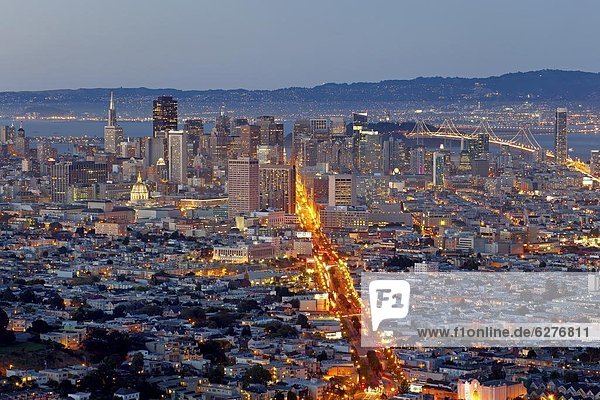 Vereinigte Staaten von Amerika  USA  Skyline  Skylines  sehen  Zwilling - Person  Großstadt  Nordamerika  Kalifornien  San Francisco