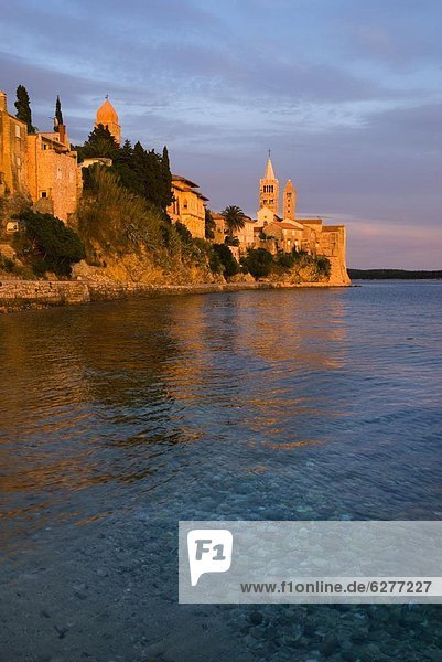 Europa Sonnenuntergang Stadt Ansicht Adriatisches Meer Adria Kroatien alt