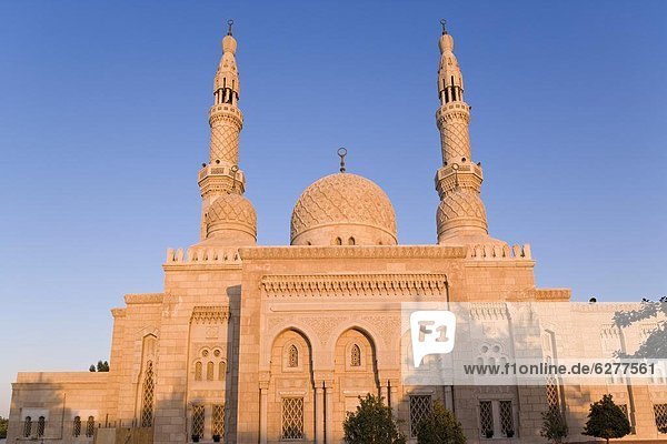 Vereinigte Arabische Emirate  VAE  Naher Osten  Dubai  Jumeirah Moschee