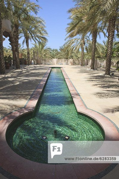 Vereinigte Arabische Emirate  VAE  Hotel  Naher Osten  Dubai  maurisch  Teich