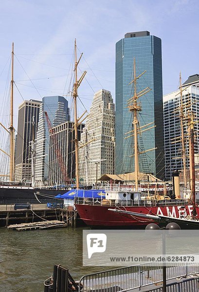 Vereinigte Staaten von Amerika  USA  Segeln  New York City  Geschichte  Schiff  Nordamerika  Manhattan