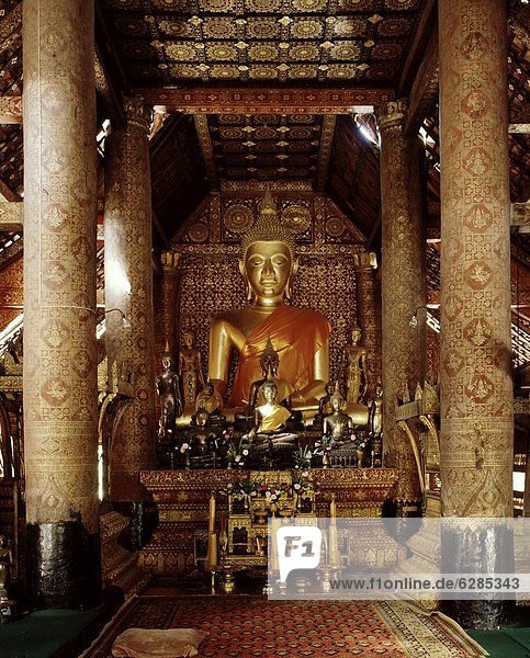bauen  fünfstöckig  Buddhismus  König - Monarchie  Südostasien  UNESCO-Welterbe  Vietnam  Asien  Laos  Luang Prabang