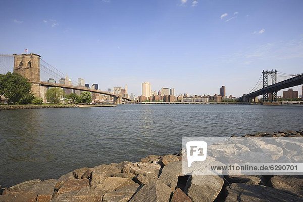 Vereinigte Staaten von Amerika  USA  spannen  New York City  Brücke  Nordamerika  Brooklyn  East River  Manhattan