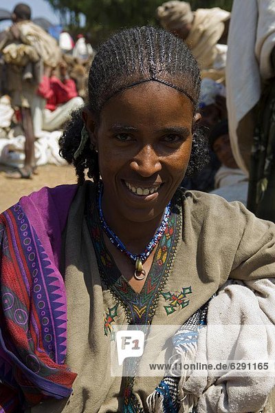 Mensch  Tag  Menschen  gehen  Handel  Wahrzeichen  Woche  Afrika  Äthiopien  Markt