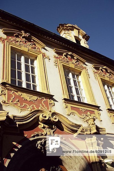 Europa über Gebäude Kunst verziert Galerie Tschechische Republik Tschechien