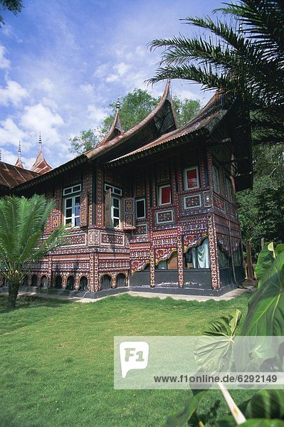 Wohnhaus Dorf Dekoration Südostasien Asien Indonesien Sumatra
