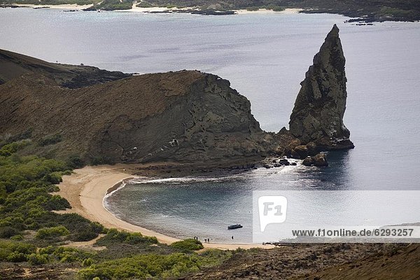 Pinnacle and beach  Bartolome Island  Galapagos  UNESCO World Heritage Site  Ecuador  South America